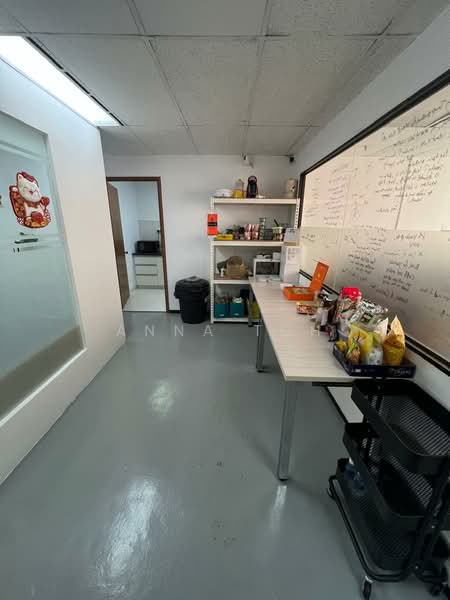 Office for Rent in Taman Desa (Kuala Lumpur) - Anna Toh - Interior - PropertyGuru.com.my