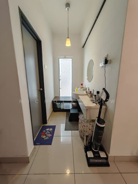 Condominium for Sale at Bayan Villa, Seri Kembangan - Nicholas Lew - PropertyGuru.com.my