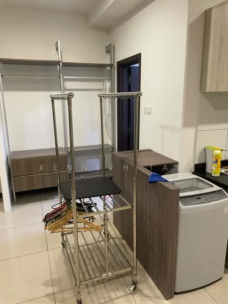 Servis Apartment untuk Disewa di Molek Regency - Kenneth Tan - PropertyGuru.com.my