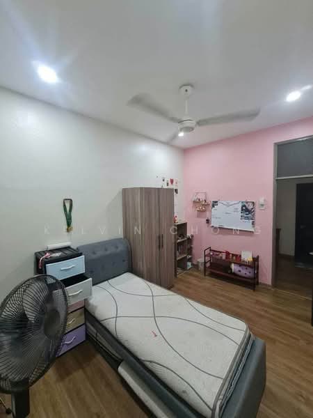 Rumah Teres 2 Tingkat untuk Disewa di Taman Ipoh Timur (Ipoh) - Kelvin Chong - Bedroom - PropertyGuru.com.my
