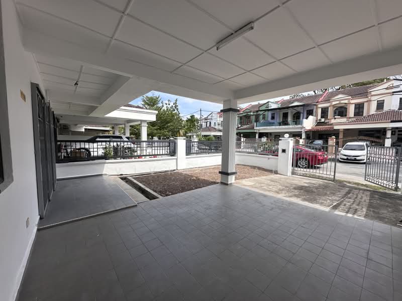 2-storey Terraced House for Sale in Nilai (Negeri Sembilan) - Vivian Lai - Exterior - PropertyGuru.com.my