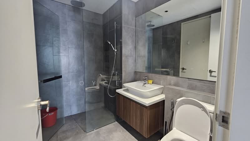 Servis Apartment untuk Disewa di Ativo Suites @ Damansara Avenue - Joyce Chee - Bathroom - PropertyGuru.com.my