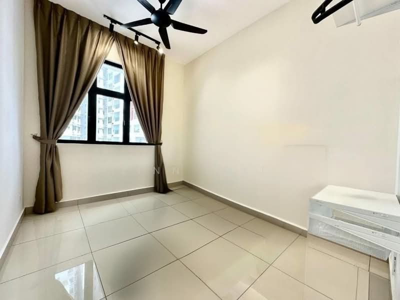 Service Residence for Sale at Twin Tower Residence - Linn Loke - Bedroom - PropertyGuru.com.my