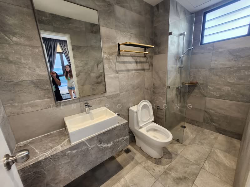 Kediaman Servis untuk Disewa di Equine Residence - Teng Poh Hong - Bathroom - PropertyGuru.com.my