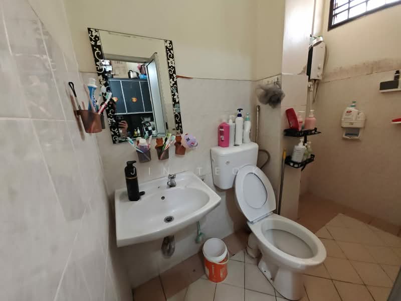 1-storey Terraced House for Sale in Bukit Indah (Iskandar Puteri (Nusajaya)) - Jin Teok - Bathroom - PropertyGuru.com.my