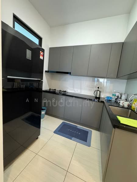 Kondominium untuk Disewa di Queens Residences Q1 @ Queens Waterfront - Andrew Ong - Kitchen - PropertyGuru.com.my