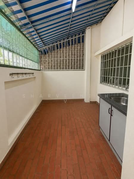 Rumah Teres 2.5 Tingkat untuk Dijual di Taman Wangsa Baiduri (Subang Jaya) - Sharveenesh V - Balcony - PropertyGuru.com.my
