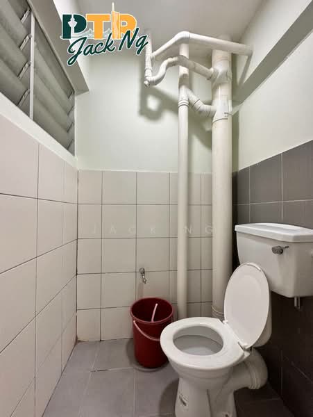 Pangsapuri untuk Disewa di Jiran Residensi - Jack Ng - Bathroom - PropertyGuru.com.my