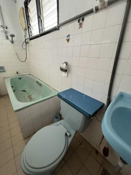 Rumah Teres 3-Tingkat untuk Dijual di Bukit Idaman (Selayang) - See Hui Tan - Bathroom - PropertyGuru.com.my