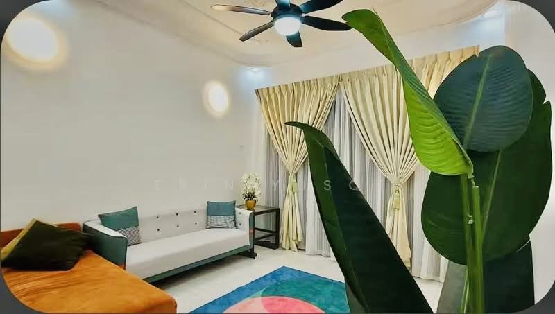 Pangsapuri untuk Disewa di E-Mas Villa - Erin Yusof - Living Room - PropertyGuru.com.my