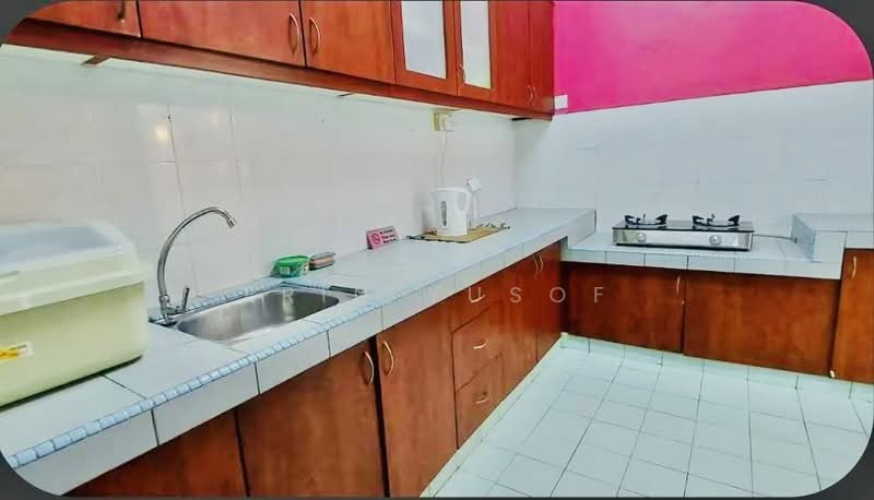 Pangsapuri untuk Disewa di E-Mas Villa - Erin Yusof - Kitchen - PropertyGuru.com.my