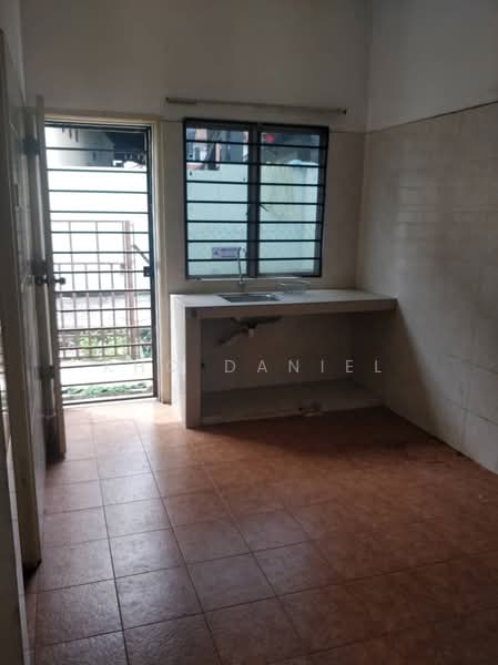 2-storey Terraced House for Rent in Subang Heights (Subang Jaya) - Kho Daniel - Kitchen - PropertyGuru.com.my