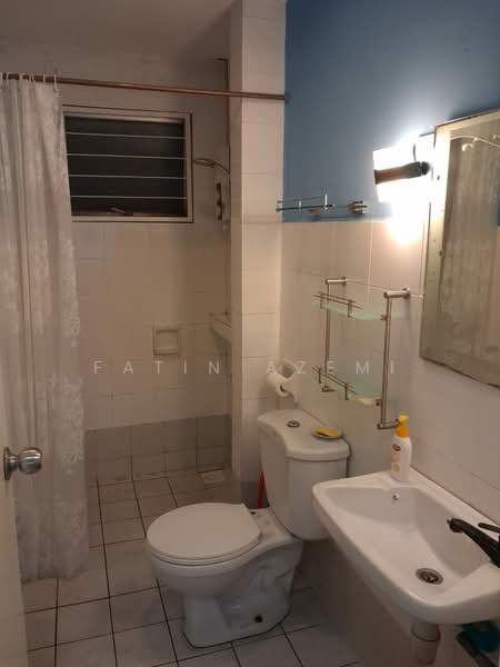 Condominium for Sale at Perdana View - Fatin Azemi - Bathroom - PropertyGuru.com.my