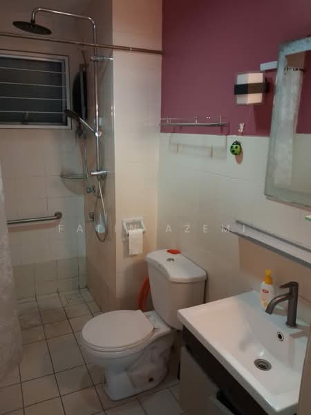 Condominium for Sale at Perdana View - Fatin Azemi - Bathroom - PropertyGuru.com.my