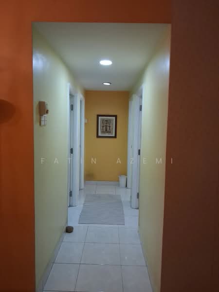Condominium for Sale at Perdana View - Fatin Azemi - Corridor - PropertyGuru.com.my