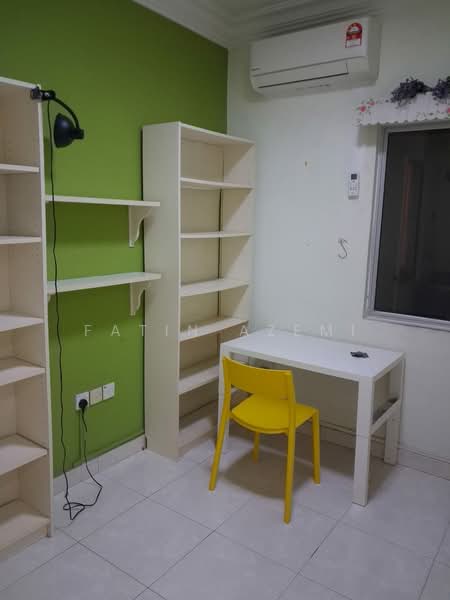 Condominium for Sale at Perdana View - Fatin Azemi - Study - PropertyGuru.com.my