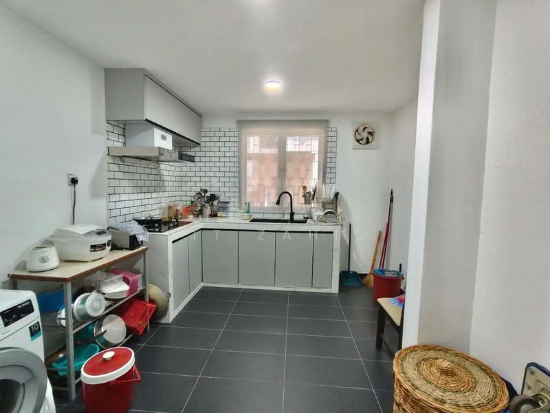 Rumah Teres 2 Tingkat untuk Dijual di Bandar Serenia (Dengkil) - Pit Zahid - Kitchen - PropertyGuru.com.my