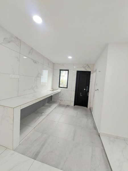 1-storey Terraced House for Sale in Taman Puteri Wangsa (Ulu Tiram) - Calvin Lee - PropertyGuru.com.my