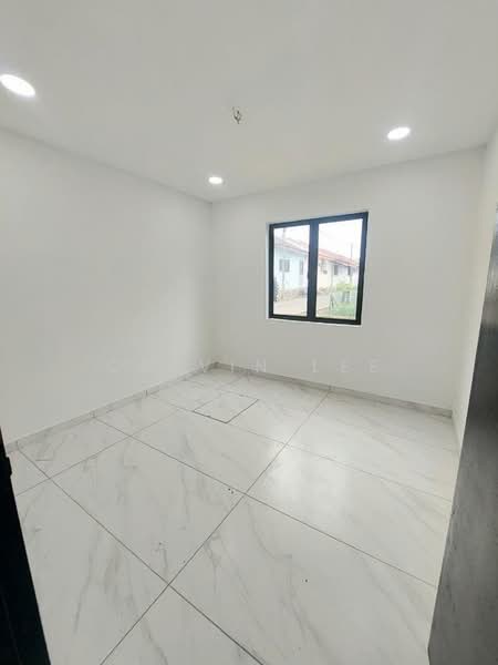 1-storey Terraced House for Sale in Taman Puteri Wangsa (Ulu Tiram) - Calvin Lee - Interior - PropertyGuru.com.my