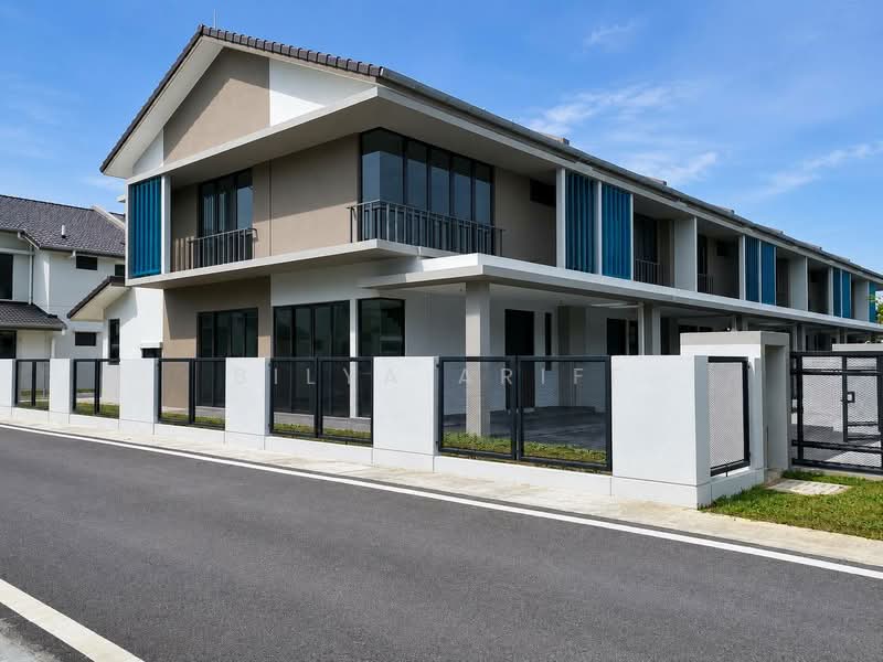 Rumah Teres 2-Tingkat untuk Dijual di Bukit Raja (Selangor) - BILYA ARIFF - Exterior - PropertyGuru.com.my