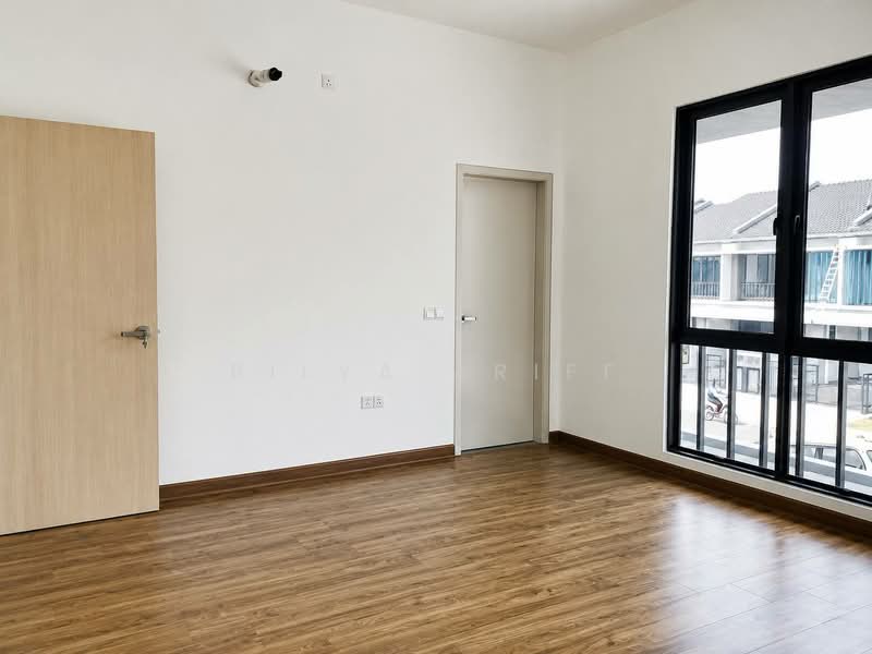 Rumah Teres 2-Tingkat untuk Dijual di Bukit Raja (Selangor) - BILYA ARIFF - PropertyGuru.com.my