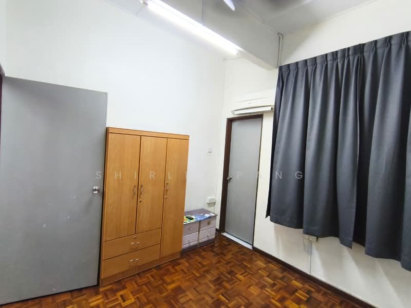 2-storey Terraced House for Sale in Taman Skudai Baru (Skudai) - Shirley Pang - Bedroom - PropertyGuru.com.my