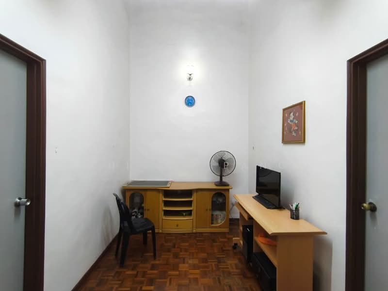 2-storey Terraced House for Sale in Taman Skudai Baru (Skudai) - Shirley Pang - Study - PropertyGuru.com.my