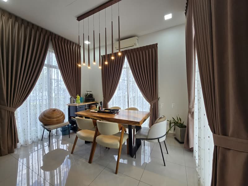 Rumah Berkembar untuk Dijual di Eco Grandeur (Puncak Alam) - BILYA ARIFF - PropertyGuru.com.my