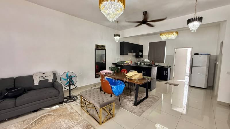 2-storey Terraced House for Sale in Bandar Rimbayu (Telok Panglima Garang) - Keasavan Hari Krishnan - Living Room - PropertyGuru.com.my