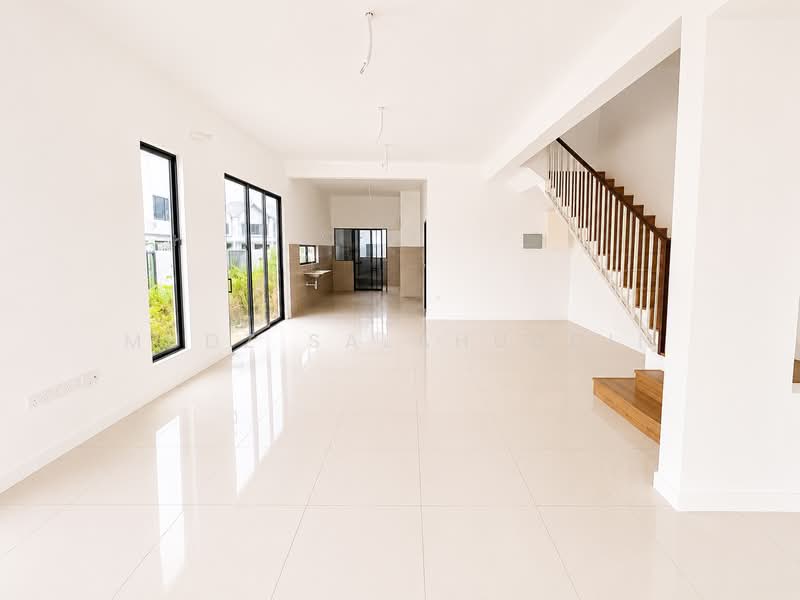 2-storey Terraced House for Rent in Dengkil (Selangor) - Mudz Salahuddin - Living Room - PropertyGuru.com.my