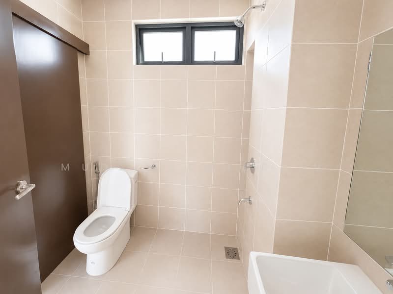 2-storey Terraced House for Rent in Dengkil (Selangor) - Mudz Salahuddin - Bathroom - PropertyGuru.com.my