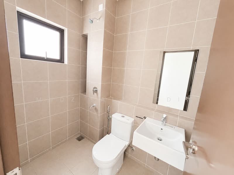 2-storey Terraced House for Rent in Dengkil (Selangor) - Mudz Salahuddin - Bathroom - PropertyGuru.com.my
