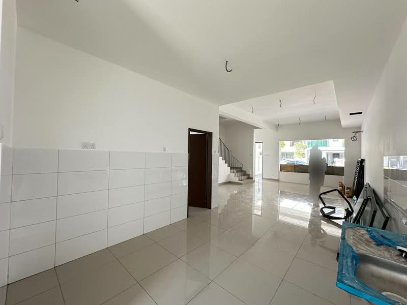 2-storey Terraced House for Sale in Taman Putra Prima (Puchong) - BILYA ARIFF - PropertyGuru.com.my