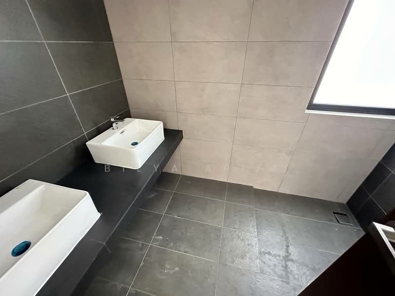 2-storey Terraced House for Sale in Taman Putra Prima (Puchong) - BILYA ARIFF - PropertyGuru.com.my