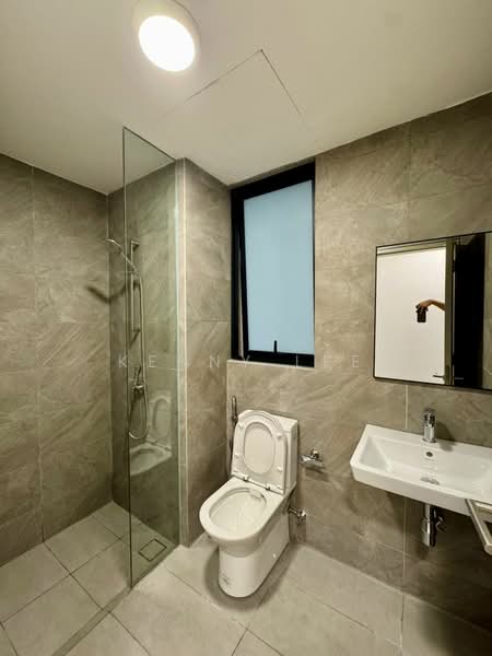 Service Residence for Rent at Quinn Residence - Kenny Lee - Bathroom - PropertyGuru.com.my