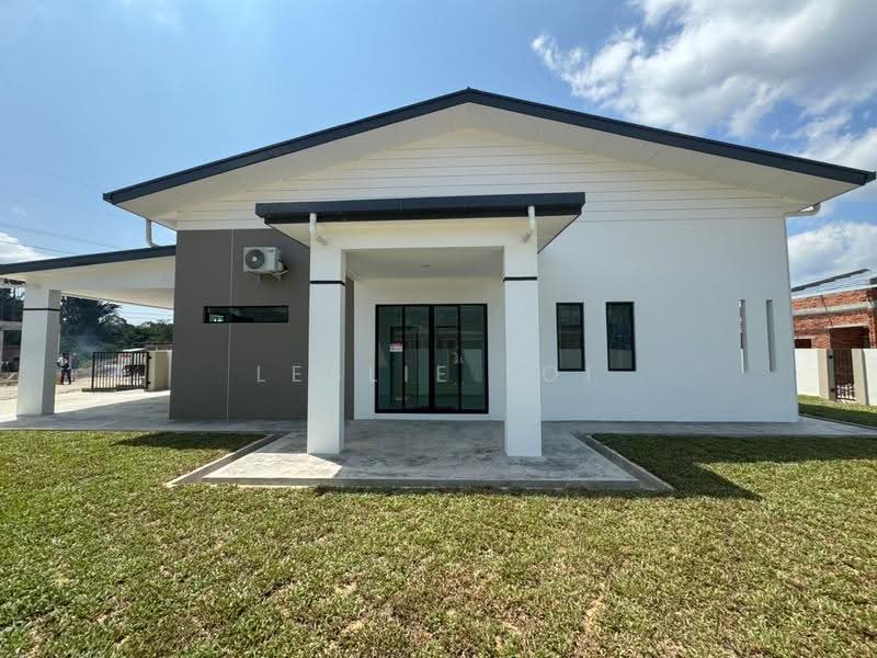 Rumah Teres 1-Tingkat untuk Dijual di Serian (Sarawak) - Leslie Loi - PropertyGuru.com.my