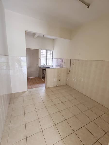 Rumah Teres 2 Tingkat untuk Dijual di Kota Damansara (Selangor) - Kelvin Koh - Kitchen - PropertyGuru.com.my