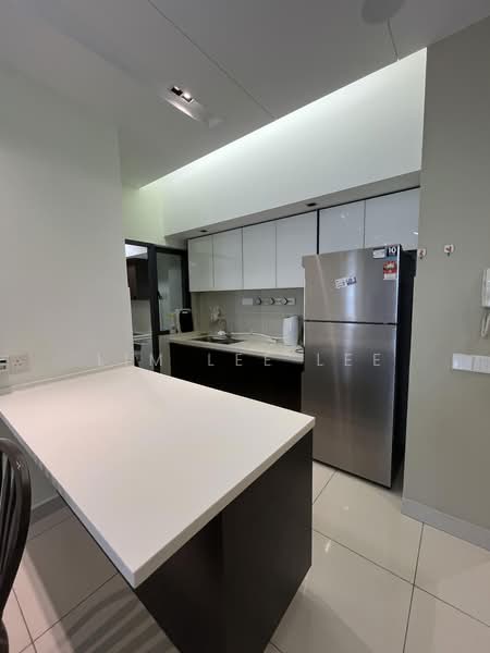 Servis Apartment untuk Dijual di Setia City Residences - Lim Lee Lee - Kitchen - PropertyGuru.com.my