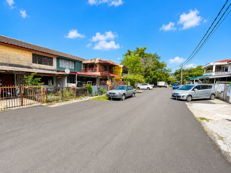 Rumah Teres 2 Tingkat untuk Dijual di Ampang (Selangor) - Mudz Salahuddin - Exterior - PropertyGuru.com.my