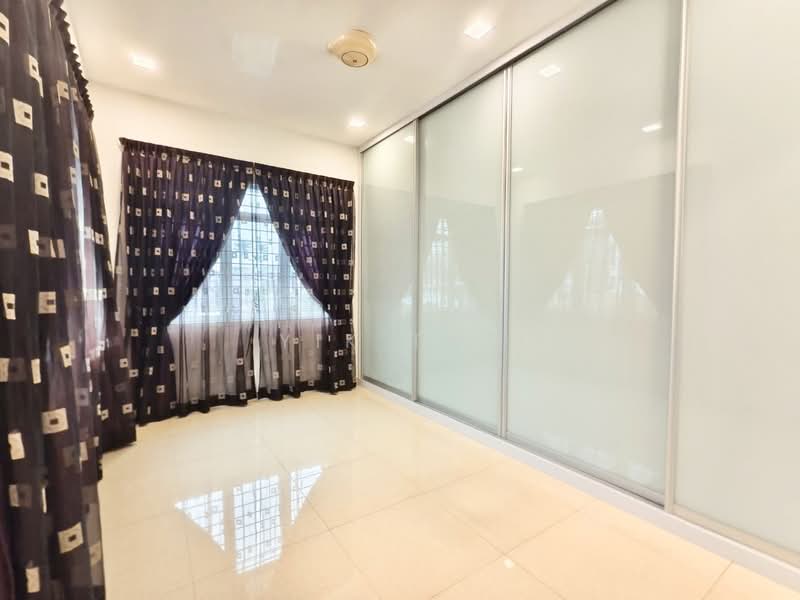 Rumah Banglo untuk Dijual di Taman Abad (Johor Bahru) - Yik Tat - PropertyGuru.com.my