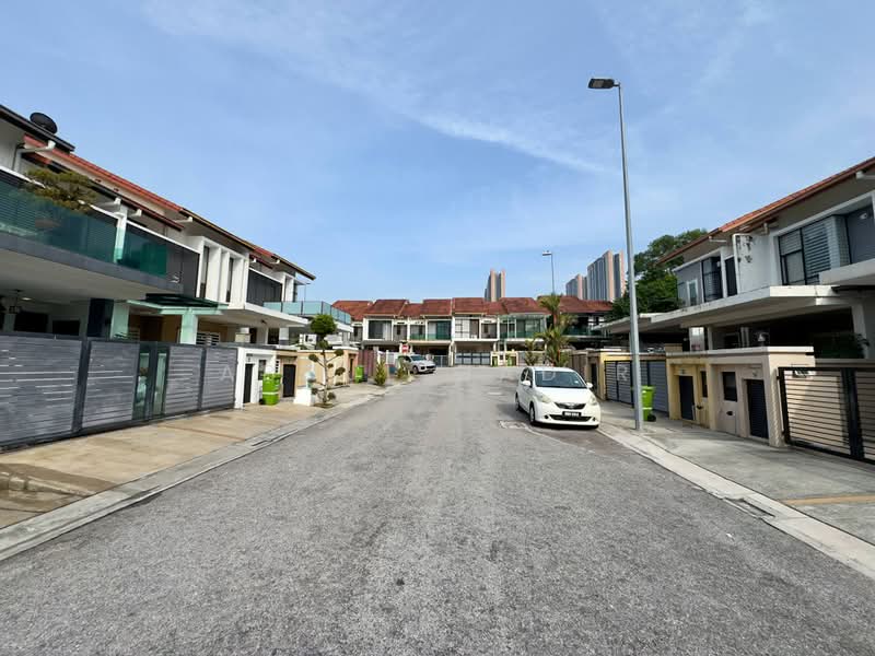 Rumah Teres untuk Dijual di Alam Damai (Cheras) - Abdul Qadir - PropertyGuru.com.my