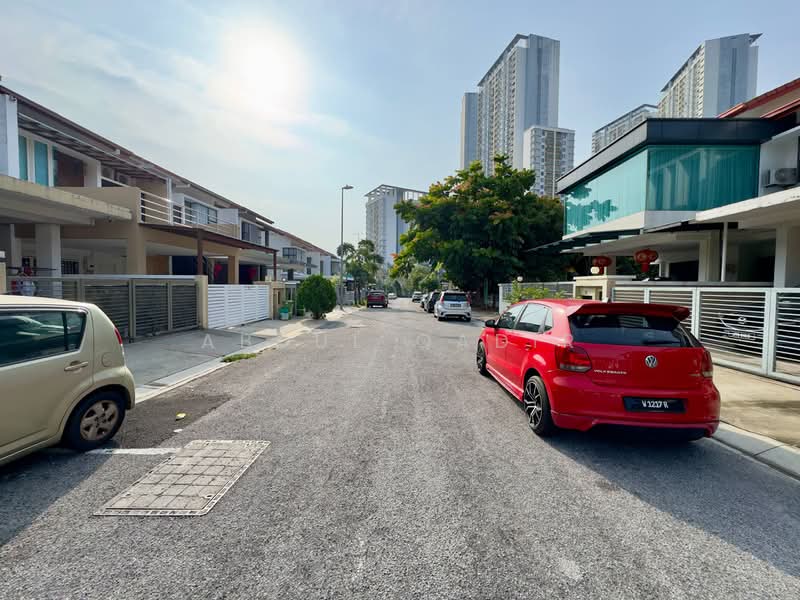 Rumah Teres untuk Dijual di Alam Damai (Cheras) - Abdul Qadir - PropertyGuru.com.my