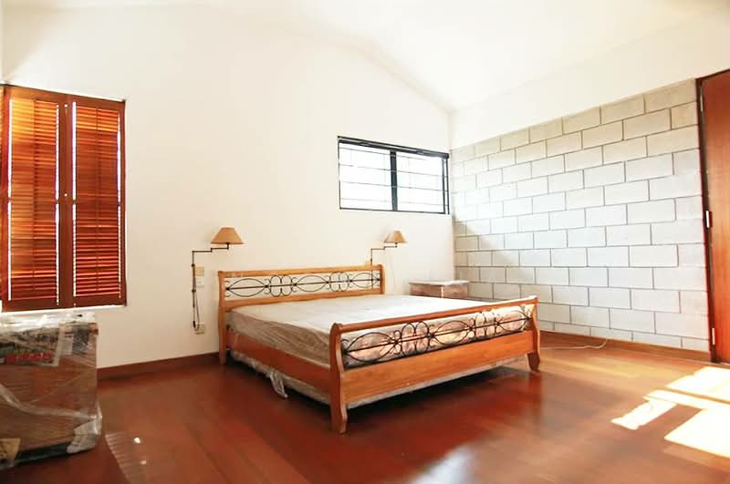 Bungalow House untuk Dijual di Lakeview Saujana Bungalows (Saujana) - Vincent Liaw - Bedroom - PropertyGuru.com.my