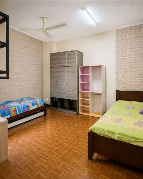 Rumah Berkembar untuk Dijual di Rawang (Selangor) - Mohd Faizal - Bedroom - PropertyGuru.com.my
