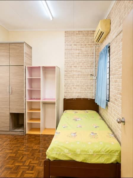 Rumah Berkembar untuk Dijual di Rawang (Selangor) - Mohd Faizal - Bedroom - PropertyGuru.com.my