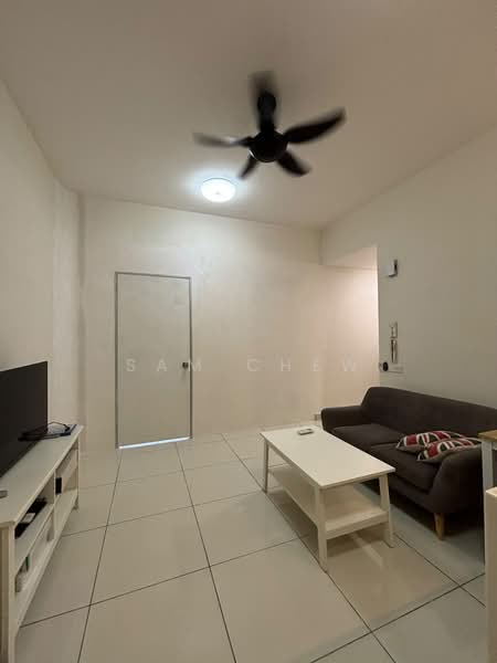 Servis Apartment untuk Disewa di Millerz Square Serviced Residence - Sam Chew - Living Room - PropertyGuru.com.my