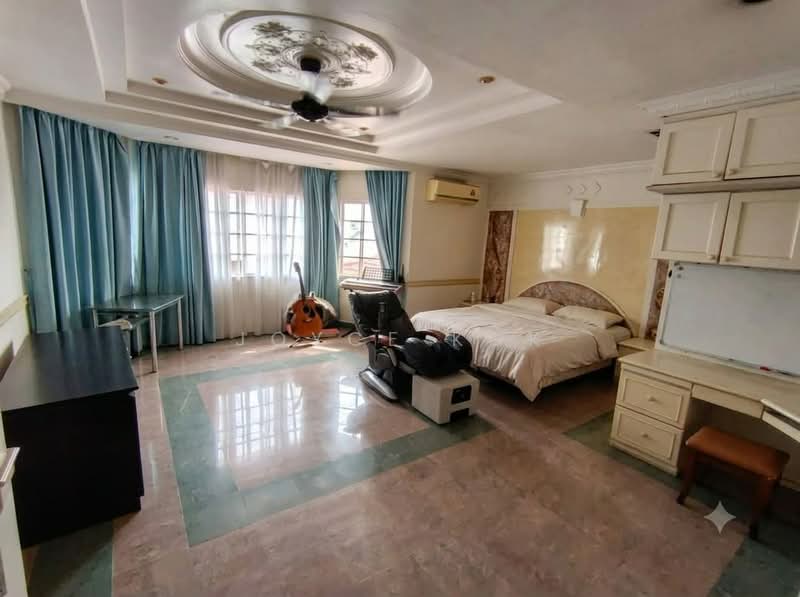 Rumah Teres 2 Tingkat untuk Dijual di Usj 9 (Subang Jaya) - Joyce Kok - Bedroom - PropertyGuru.com.my