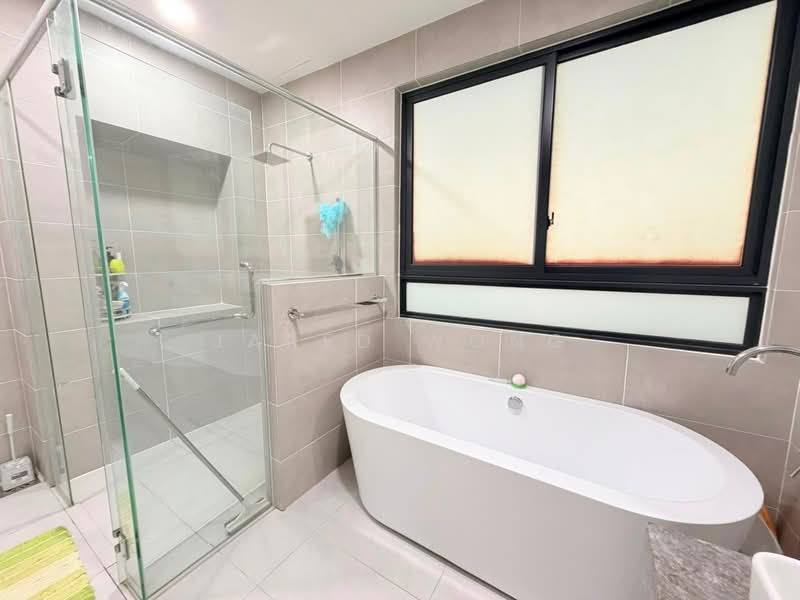 Semi-Detached House for Sale in Cyberjaya (Selangor) - Jared Wong - Bathroom - PropertyGuru.com.my
