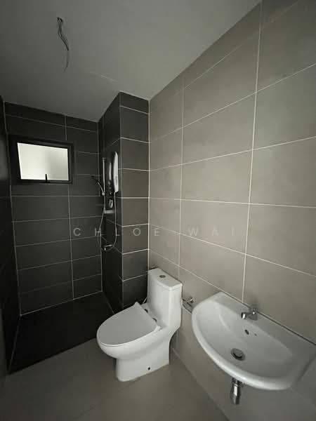 Servis Apartment untuk Dijual di M Oscar - Chloe Wai - Bathroom - PropertyGuru.com.my