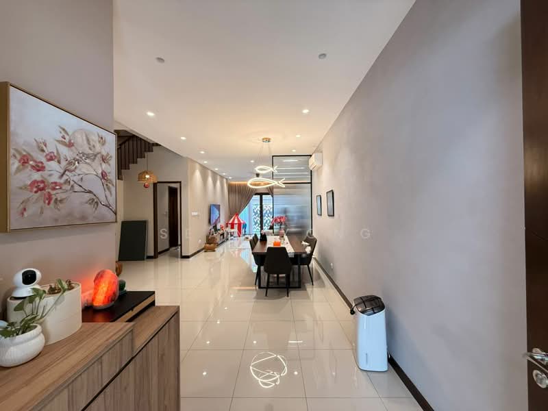 2-storey Terraced House for Rent in Rawang (Selangor) - Sean Yong - Living Room - PropertyGuru.com.my